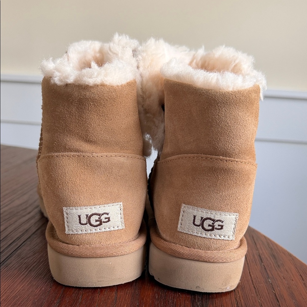 UGG Chestnut Mini Bailey with Snaps Shearling Ank… - image 3